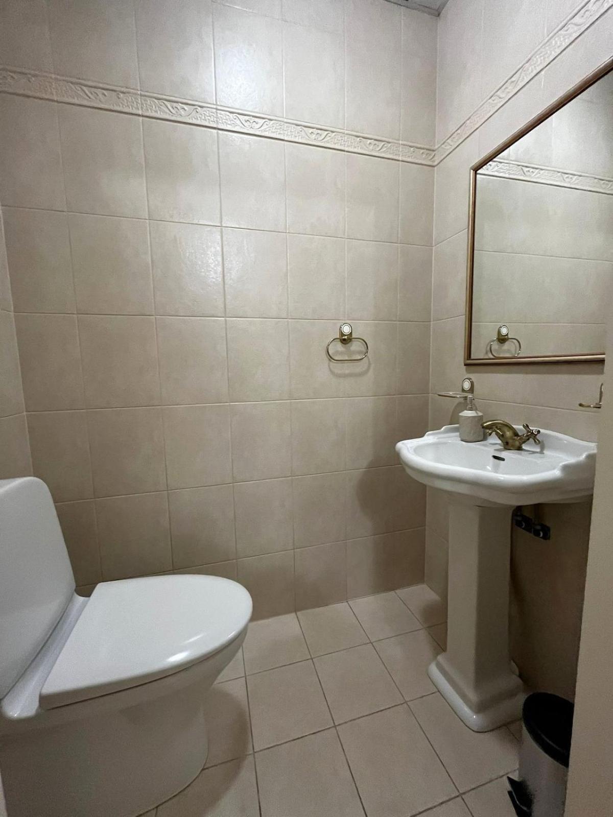 Appartement Elegant 5 Bedr With Sauna In The Centre, Near Viru And Old Town, With Private Parking